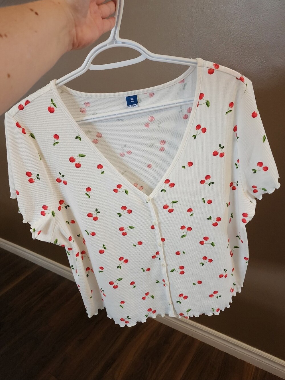 Old Navy Cherry Print Ribbed Button-Down Shirt XL
